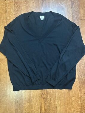 Women's Fine Gauge V-Neck Pullover Sweater